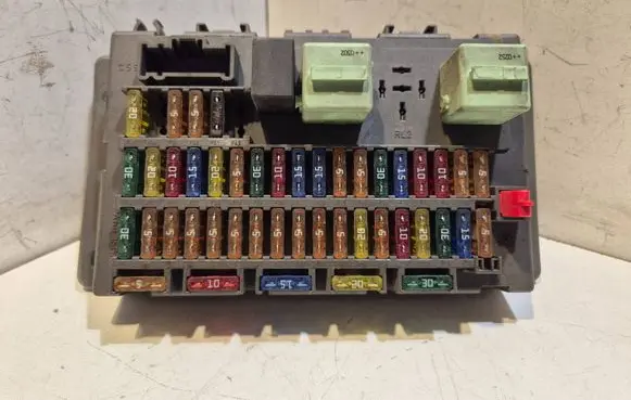 Mini One - Cooper R50 - 53 Fuse module 518030408 6906598
