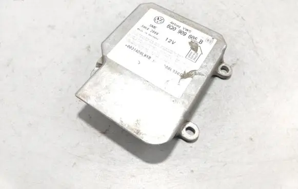 Volkswagen PASSAT B5.5 Airbag control unit/module 6Q0909605B