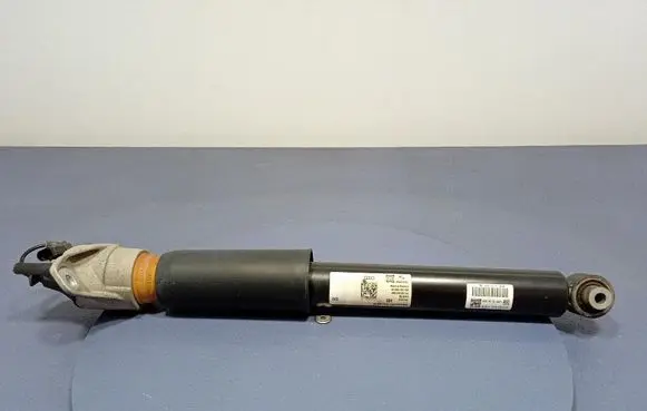 Audi Q7 4L Rear shock absorber/damper 4M0616031AS