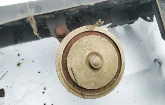 Volkswagen Golf II Horn signal