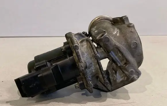 Ford Focus EGR valve 9672880080 V29006980