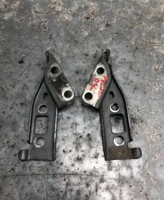 Ford Fusion Engine bonnet/hood hinges 2S61-16801-AE 2S61-16800-BA