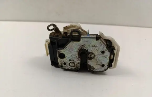 Peugeot Bipper Front door lock