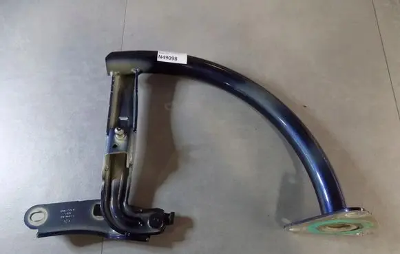 Volkswagen PASSAT B7 Tailgate/trunk/boot hinge 3C5827301B