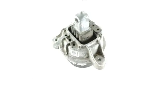 BMW 5 F10 F11 Engine mount bracket 6780264 100511