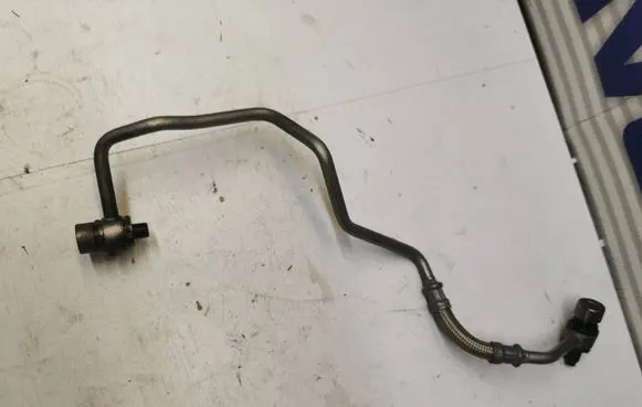 Peugeot 3008 II Turbo turbocharger oiling pipe/hose 9628629180