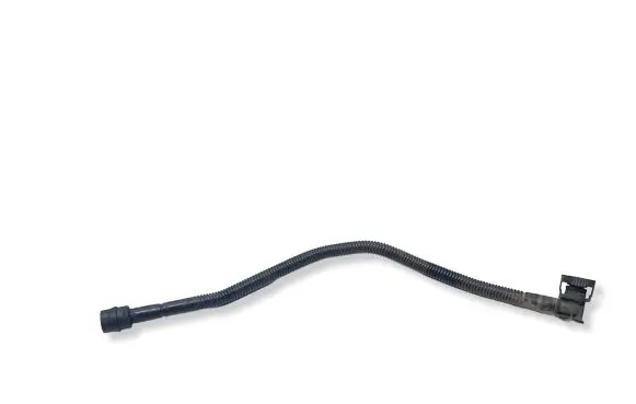 BMW 3 E90 E91 Fuel line pipe 