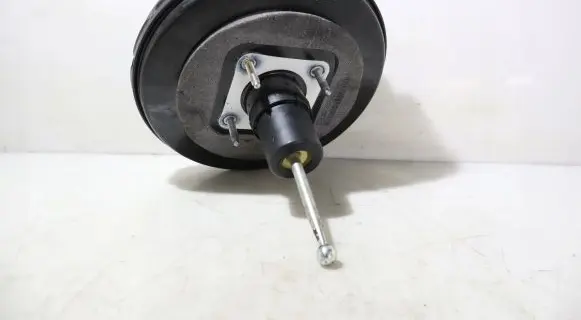 Skoda Fabia Mk3 (NJ) Brake booster
