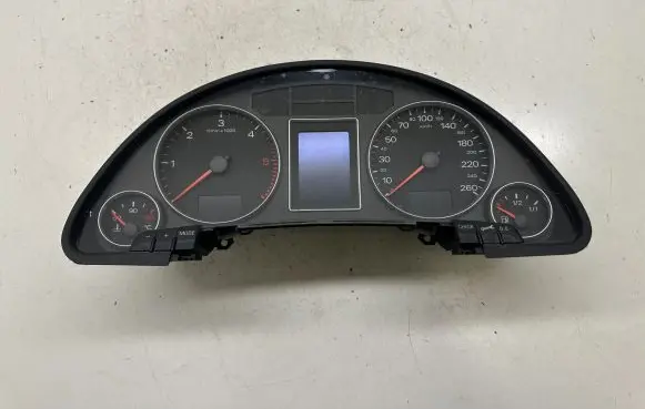 Audi A4 S4 B7 8E 8H Speedometer (instrument cluster) 8E0920901D 0263626090