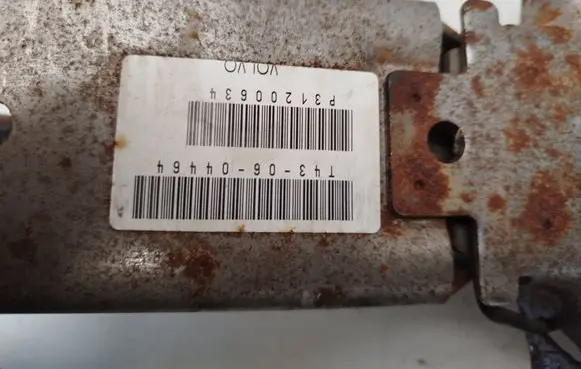 Volvo XC90 Steering wheel axle 73760 241006