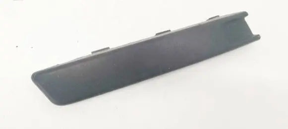 Front bumper splitter molding