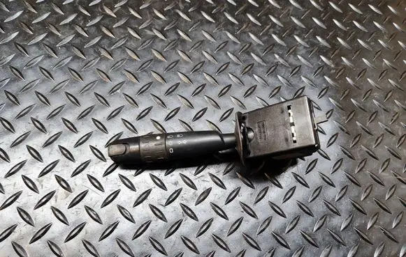 Peugeot 605 Indicator stalk 9606379077 33693001