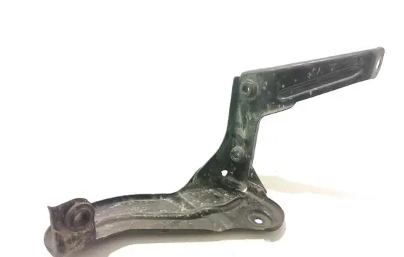 Audi A6 S6 C6 4F Intercooler pipe mounting bracket 4F0145813F