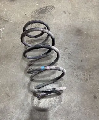 Nissan Qashqai Front coil spring