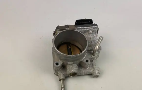 Subaru Outback Throttle valve 16112AA040