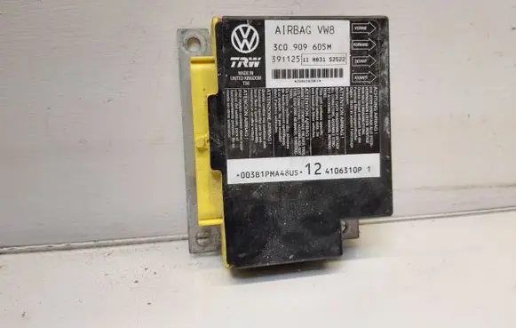 Volkswagen PASSAT B6 Airbag control unit/module 3C0909605M
