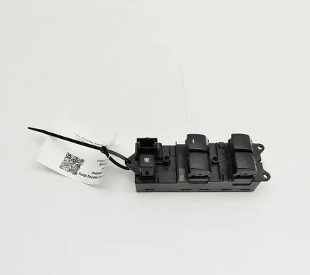 Mitsubishi L200 Electric window control switch 8608A290