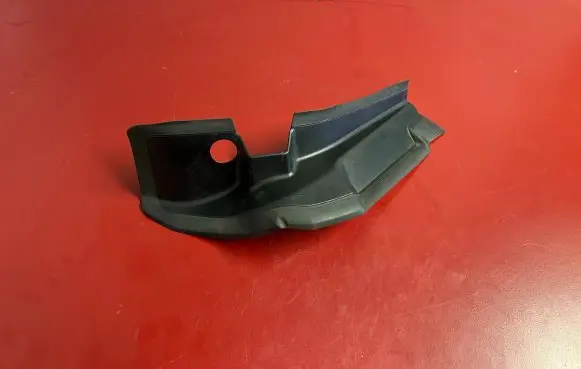 BMW X7 G07 Rear/tail light trim molding 7451767