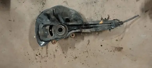 Volkswagen Touareg II Front wheel hub 7p6407245a