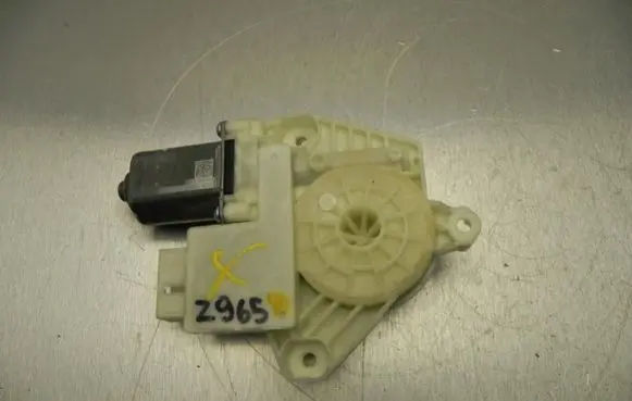 Skoda Rapid (NH) Front door window regulator motor 5JA959812J Z965