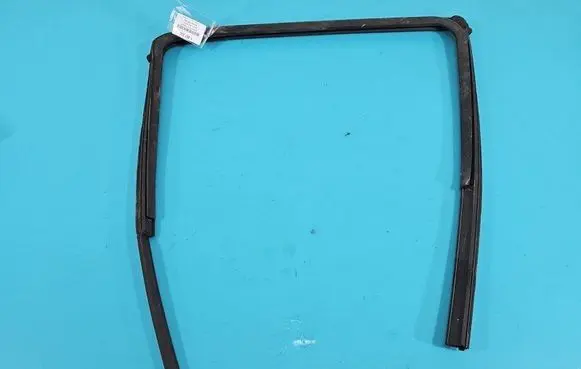 Isuzu D-Max Rubber seal rear door IMPRK1407226
