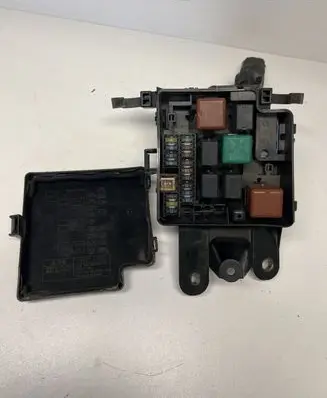 Lexus LS 430 Fuse box set 8266250070