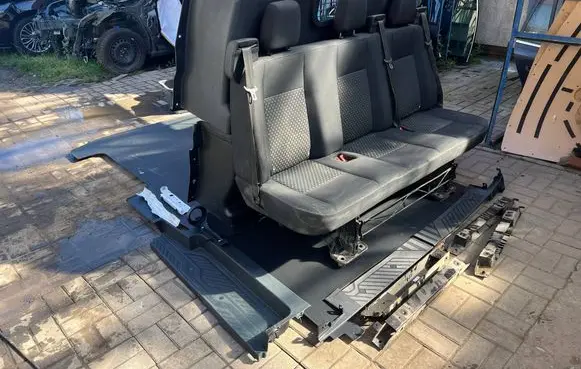 Ford Transit Custom Second row seats 
