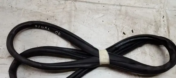 Honda Civic Rubber seal rear door 