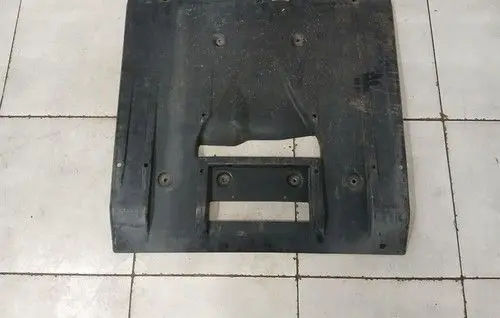 Aston Martin DB9 Engine splash shield/under tray 9G4317C857AC