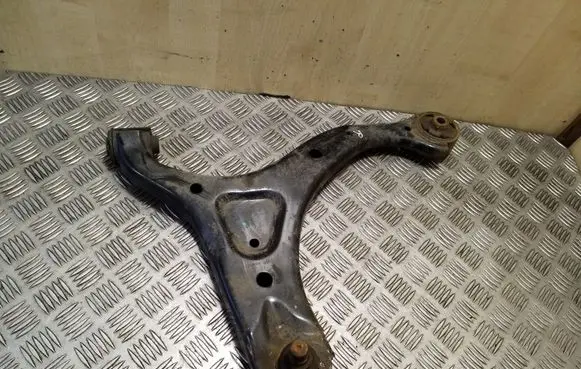 KIA Sorento Front lower control arm/wishbone