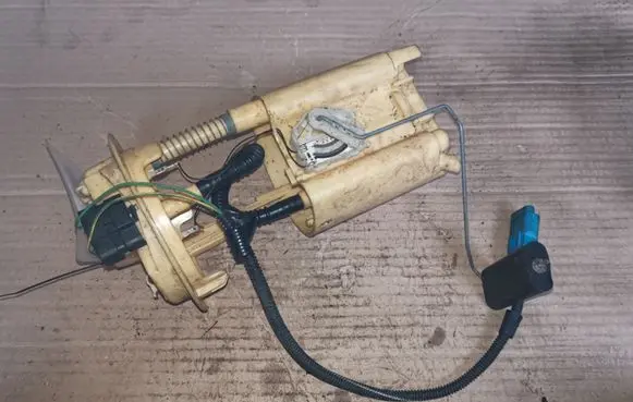 Citroen Berlingo Fuel level sensor 9625476380