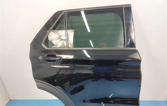 Rear door