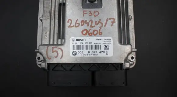 BMW 3 F30 F35 F31 Engine control unit/module 8579478 0281030978 170107463
