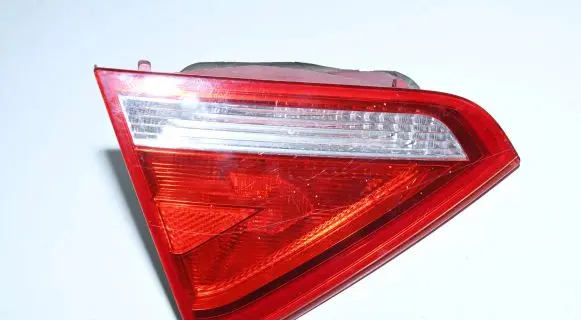 Audi A5 Sportback 8TA Tailgate rear/tail lights 8T0945093