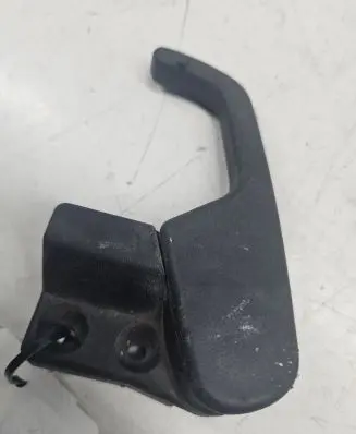 Volkswagen PASSAT B5 Engine bonnet (hood) release handle 3A1823533