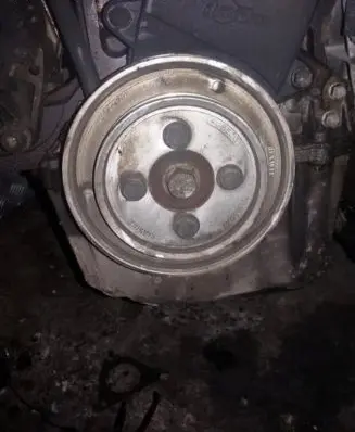 Renault Scenic I Crankshaft pulley 7700866060 NENUSTAYTA
