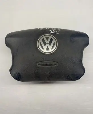 Volkswagen Golf IV Steering wheel airbag 3B0880201BM