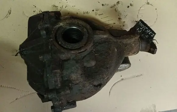 Jaguar S-Type Rear differential 6W934A213BB