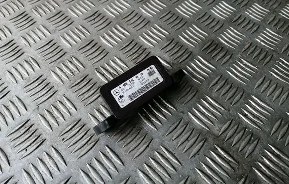 Mercedes-Benz C W204 ESP acceleration yaw rate sensor A0055421918