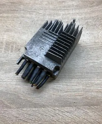 Audi A6 S6 C6 4F Coolant fan relay 4F0959501C 4F0910501