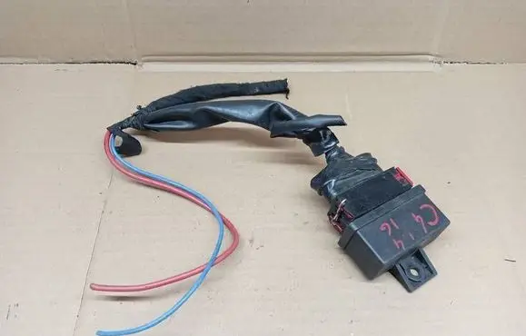 Peugeot Partner Fuel injection pump control unit/module 240107