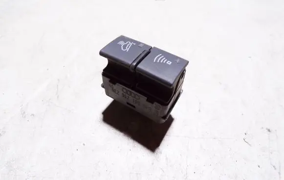Audi A4 S4 B7 8E 8H Alarm switch 8E2962109