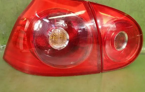 Volkswagen Golf V Rear/tail lights