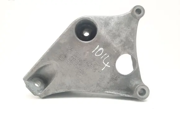 BMW 1 F20 F21 Engine mounting bracket 6788611 2211678861102