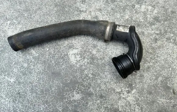 Opel Astra J Brake vacuum hose/pipe 13327298