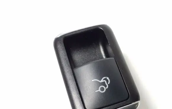 Mercedes-Benz E C207 W207 Tailgate opening switch A2079057901