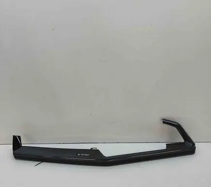Dashboard glove box trim