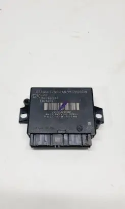 Nissan Qashqai J12 Parking PDC control unit/module 284L03224R 284L000Q1M