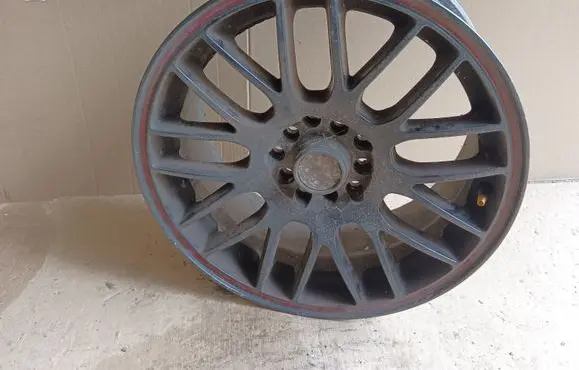 R16 alloy rim