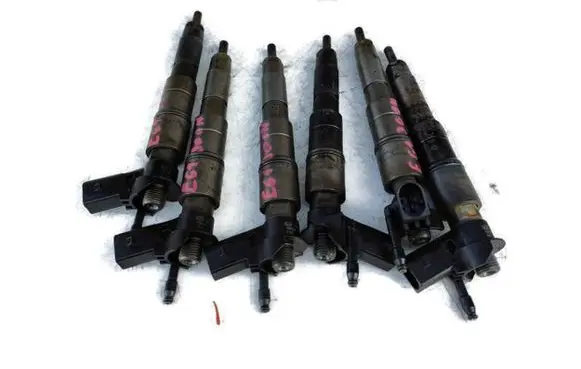 BMW 5 E60 E61 Fuel injector 0445115050 A6MCE3B